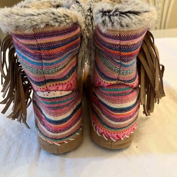 DEARFOAMS | Moccasins Tan with tassels Fabric back-NEW w/o Box - Picture 4 of 11